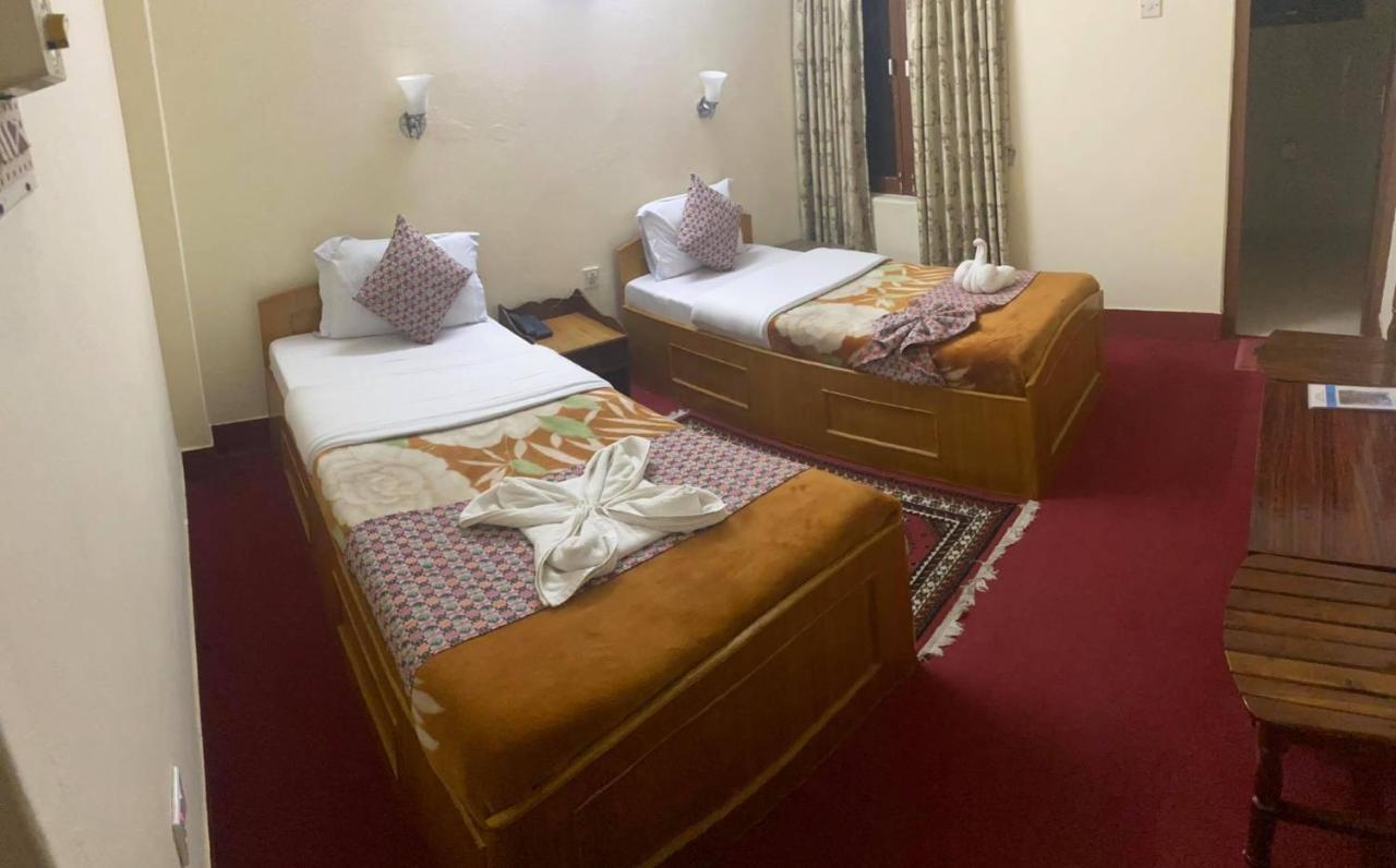 Hotel Blue Magnet Pokhara Kültér fotó