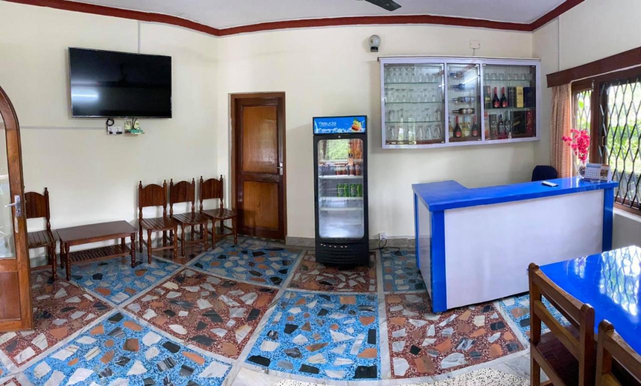 Hotel Blue Magnet Pokhara Kültér fotó