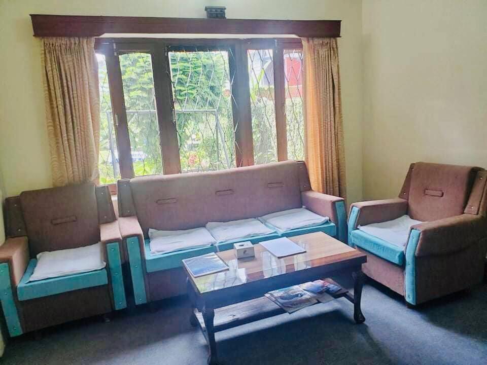 Hotel Blue Magnet Pokhara Kültér fotó