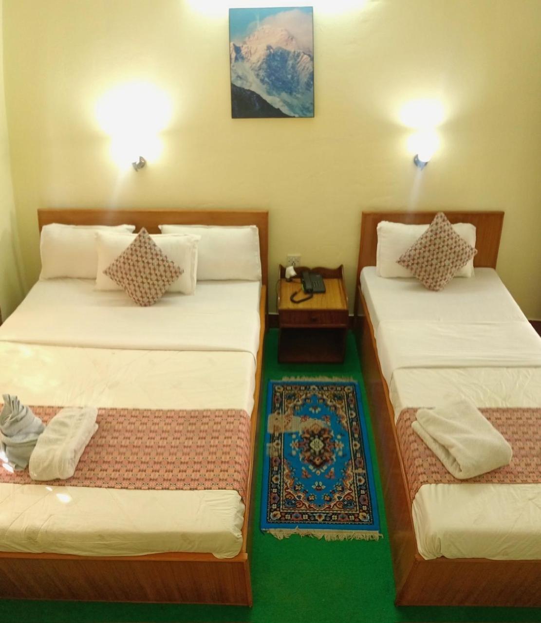 Hotel Blue Magnet Pokhara Kültér fotó